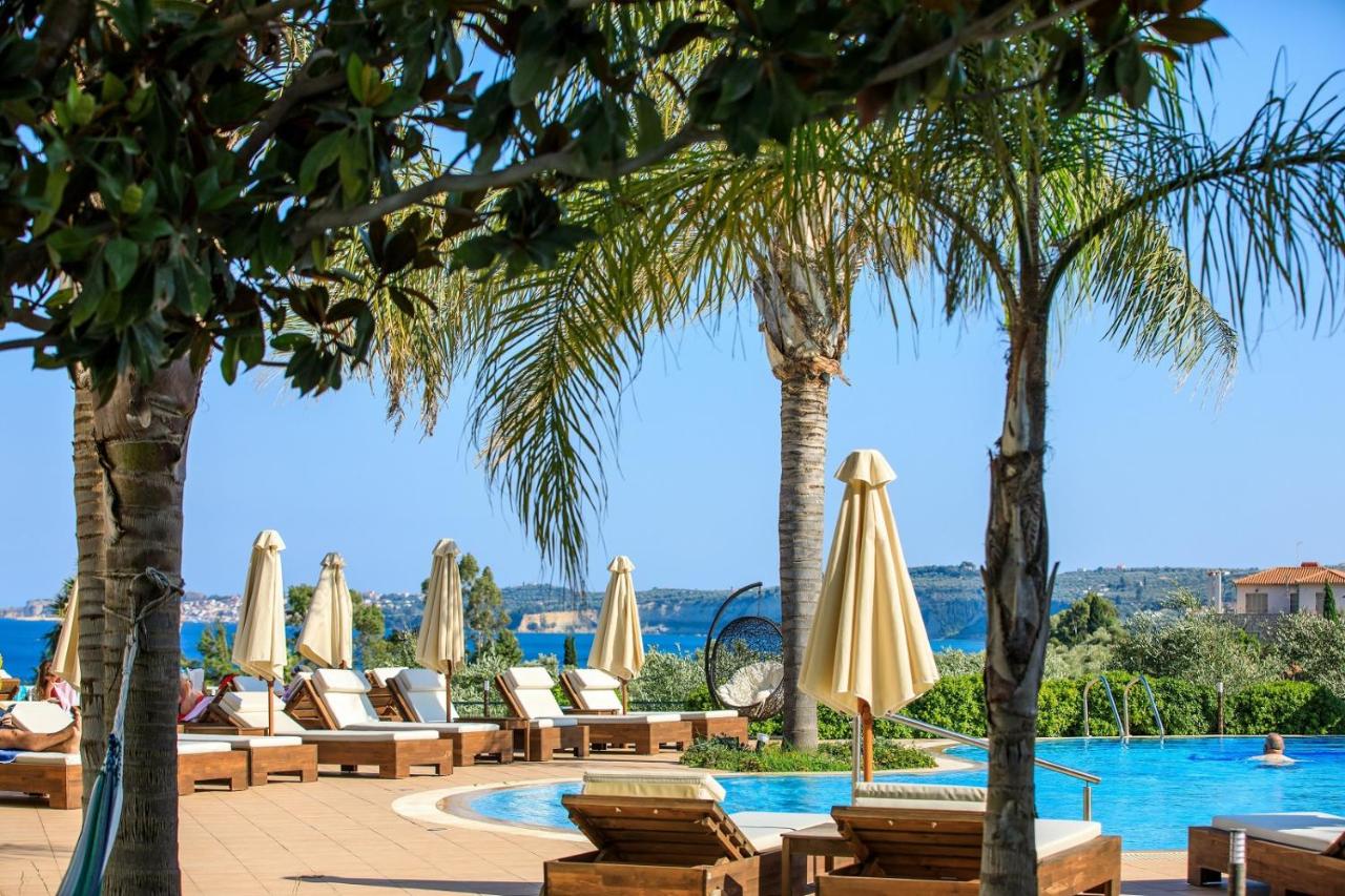 Colonides Beach 4*